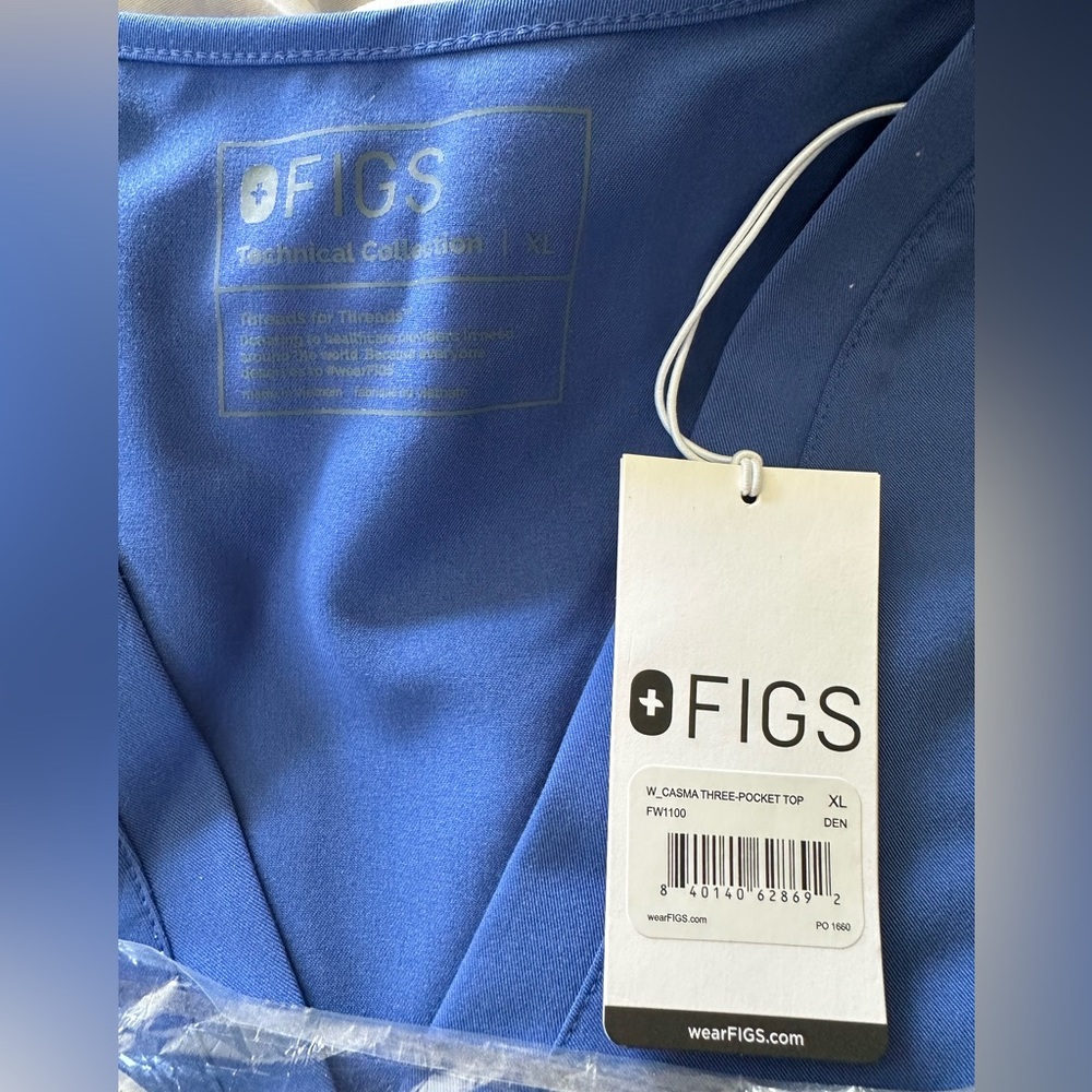 XL  Figs Denim Blue Casma top